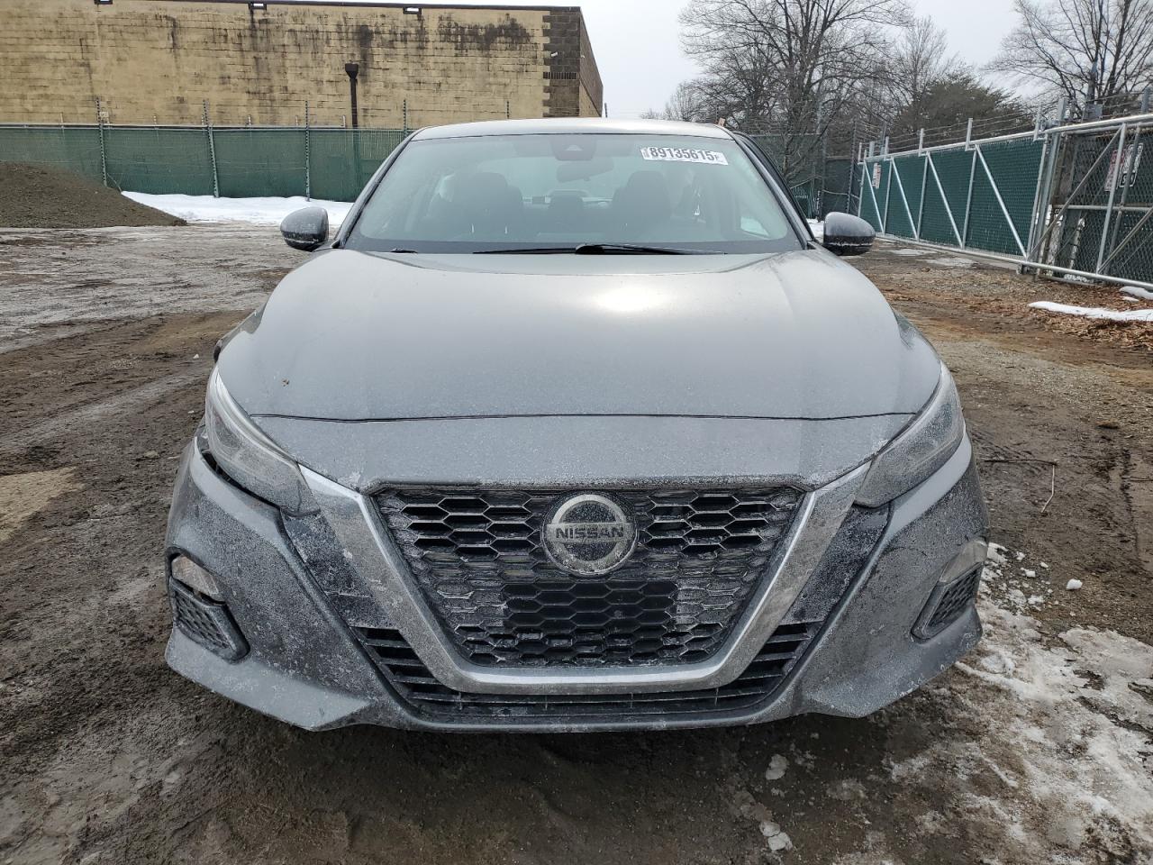 2021 Nissan Altima - Image 5