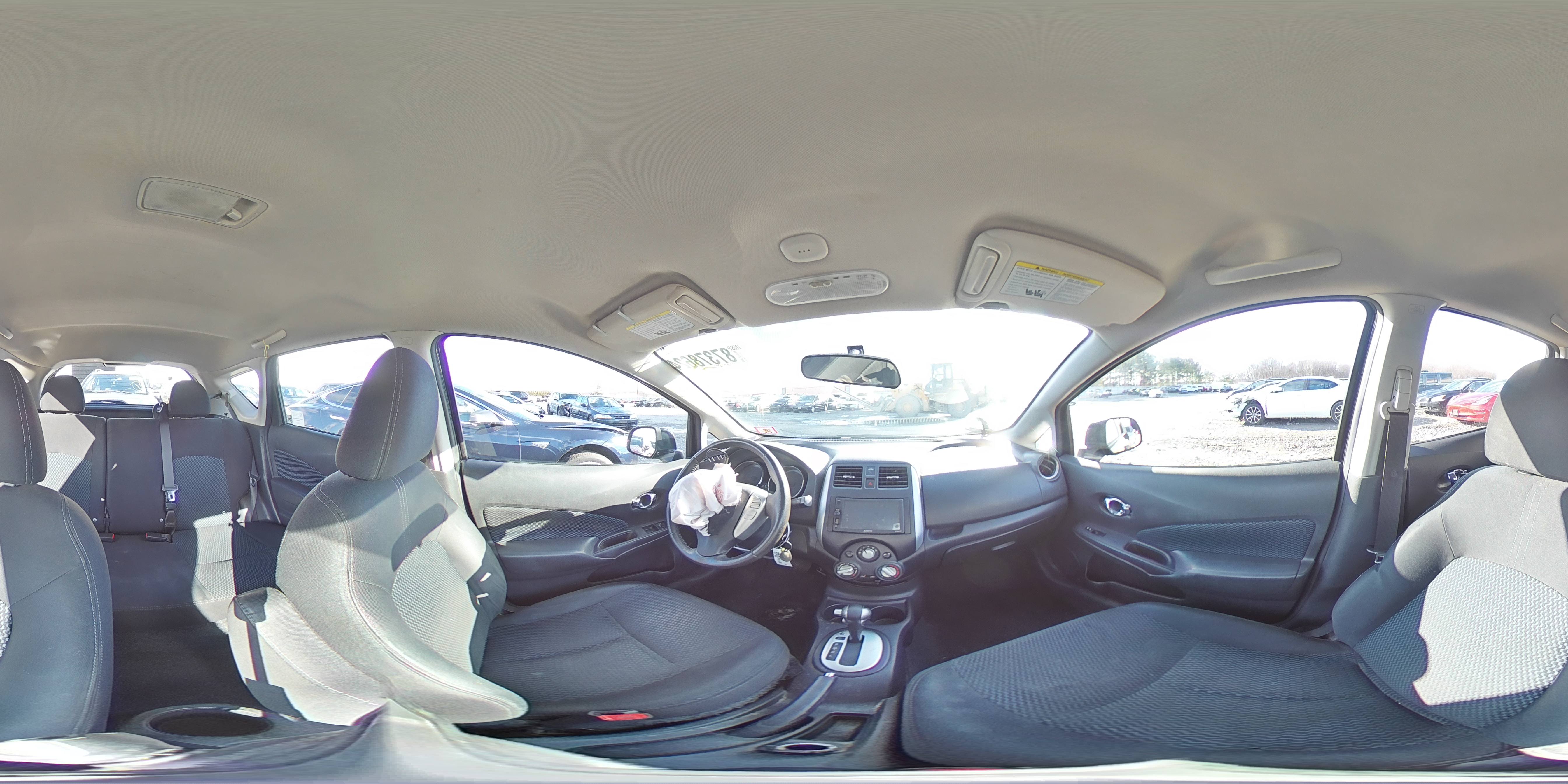 2014 Nissan Versa - Image 15