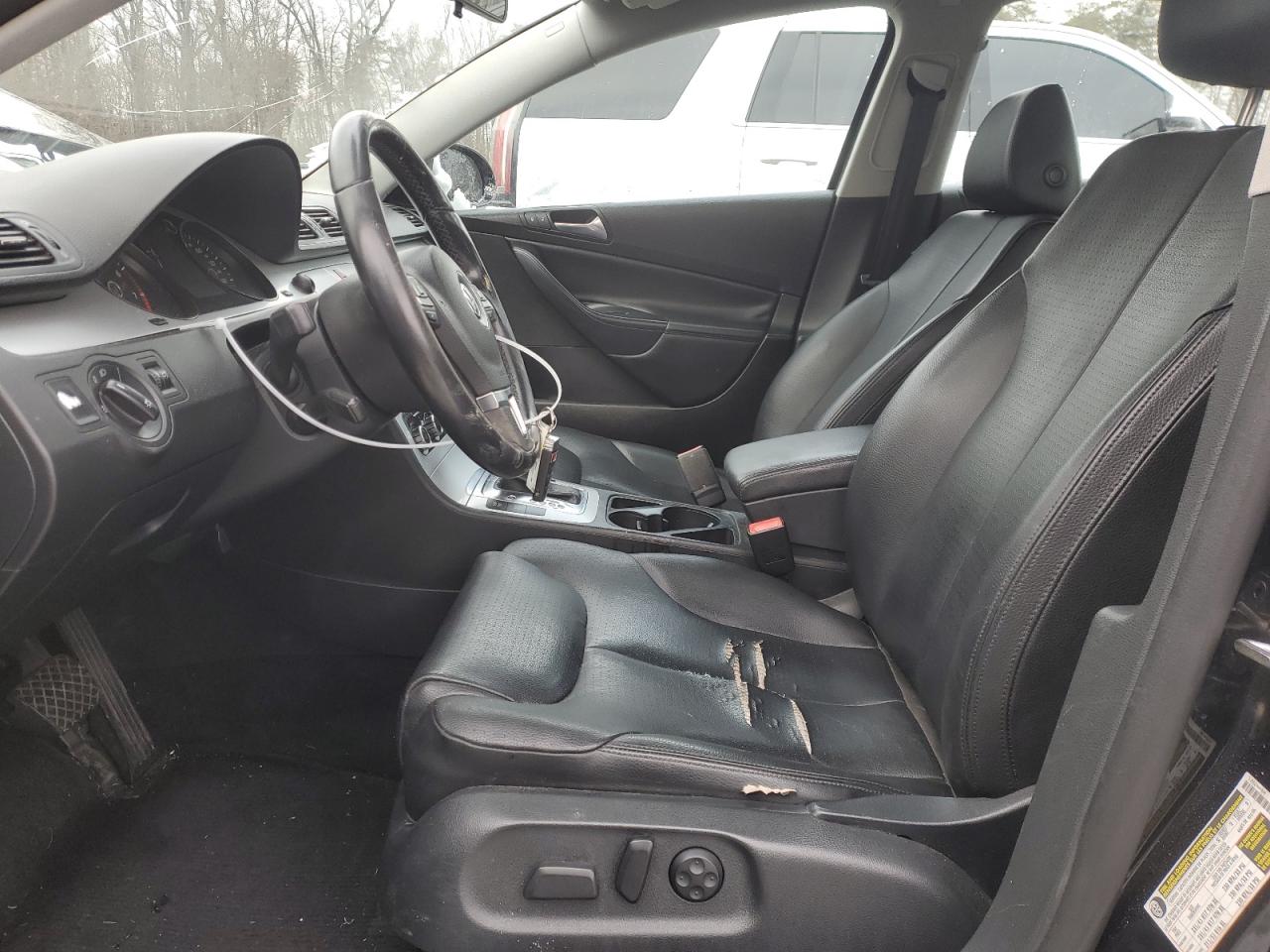 2010 Volkswagen Passat Komfort VIN: WVWJK7AN4AE146973 Lot: 87357304