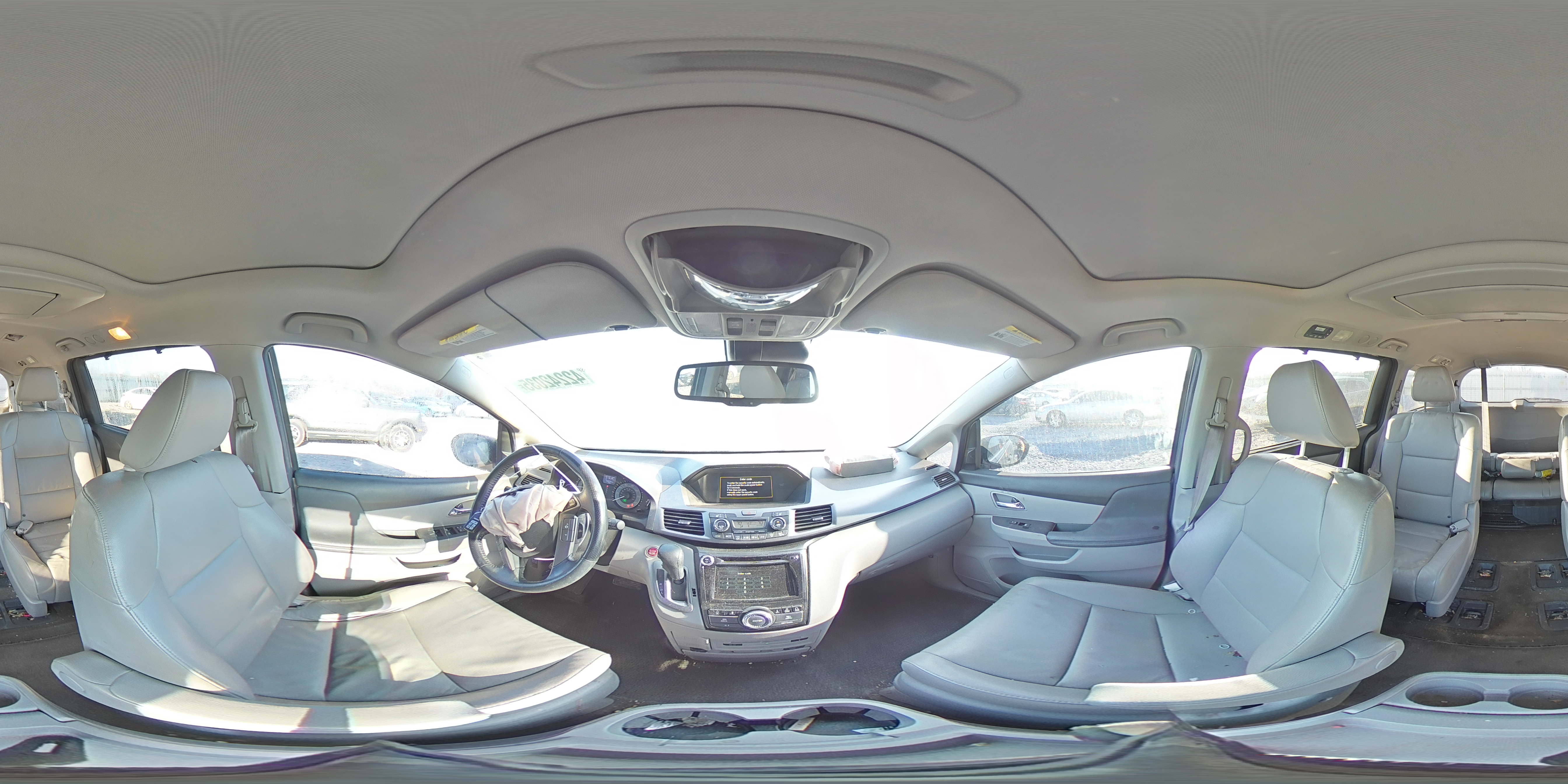 2014 Honda Odyssey - Image 13