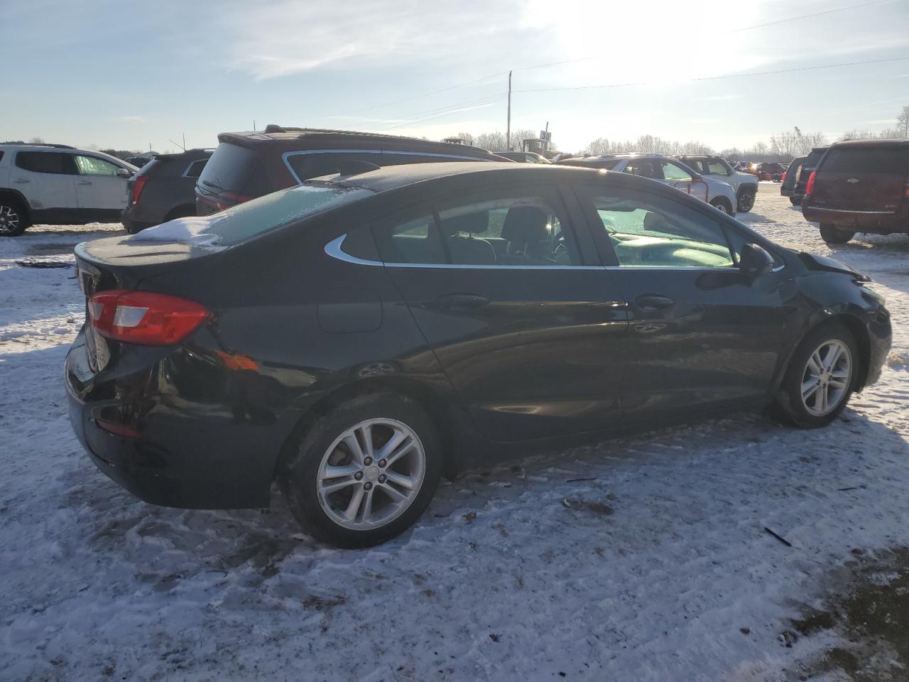 2017 Chevrolet Cruze - Image 3