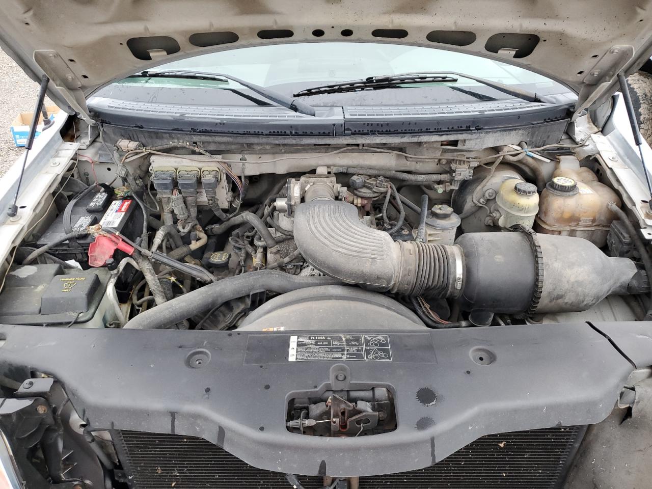 2005 Ford F-150 - Image 12