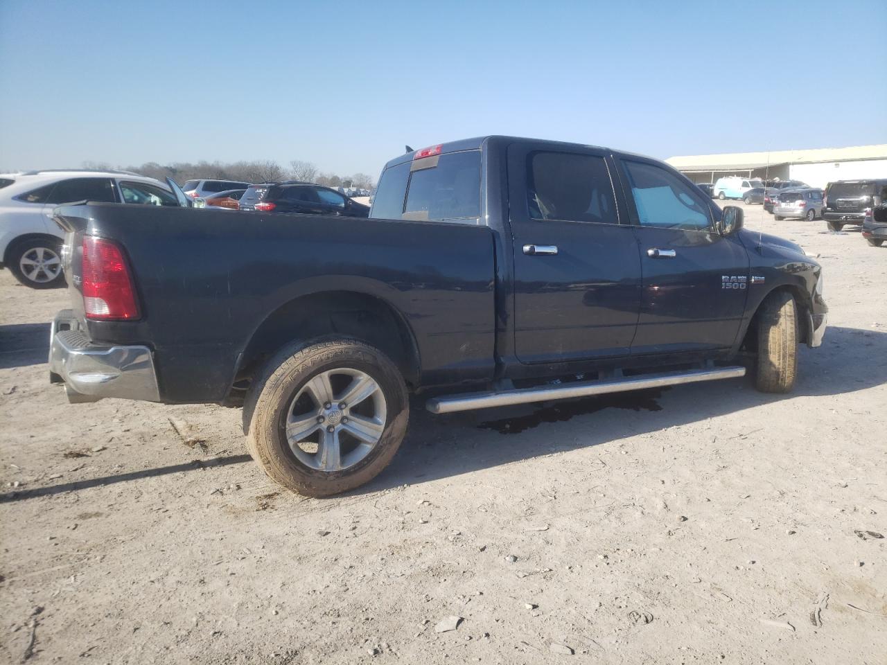 2014 RAM 1500 - Image 3