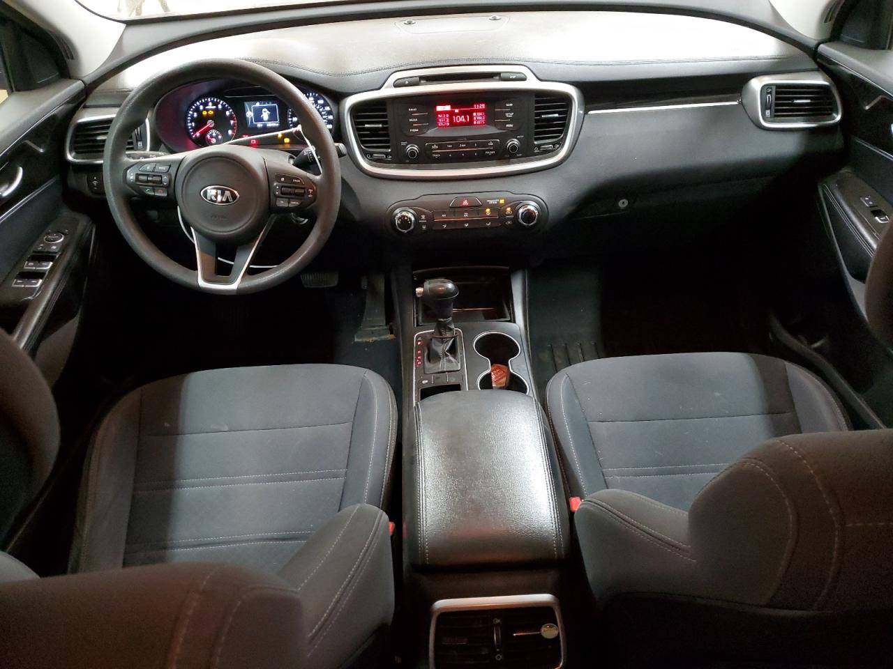 2016 Kia Sorento - Image 8