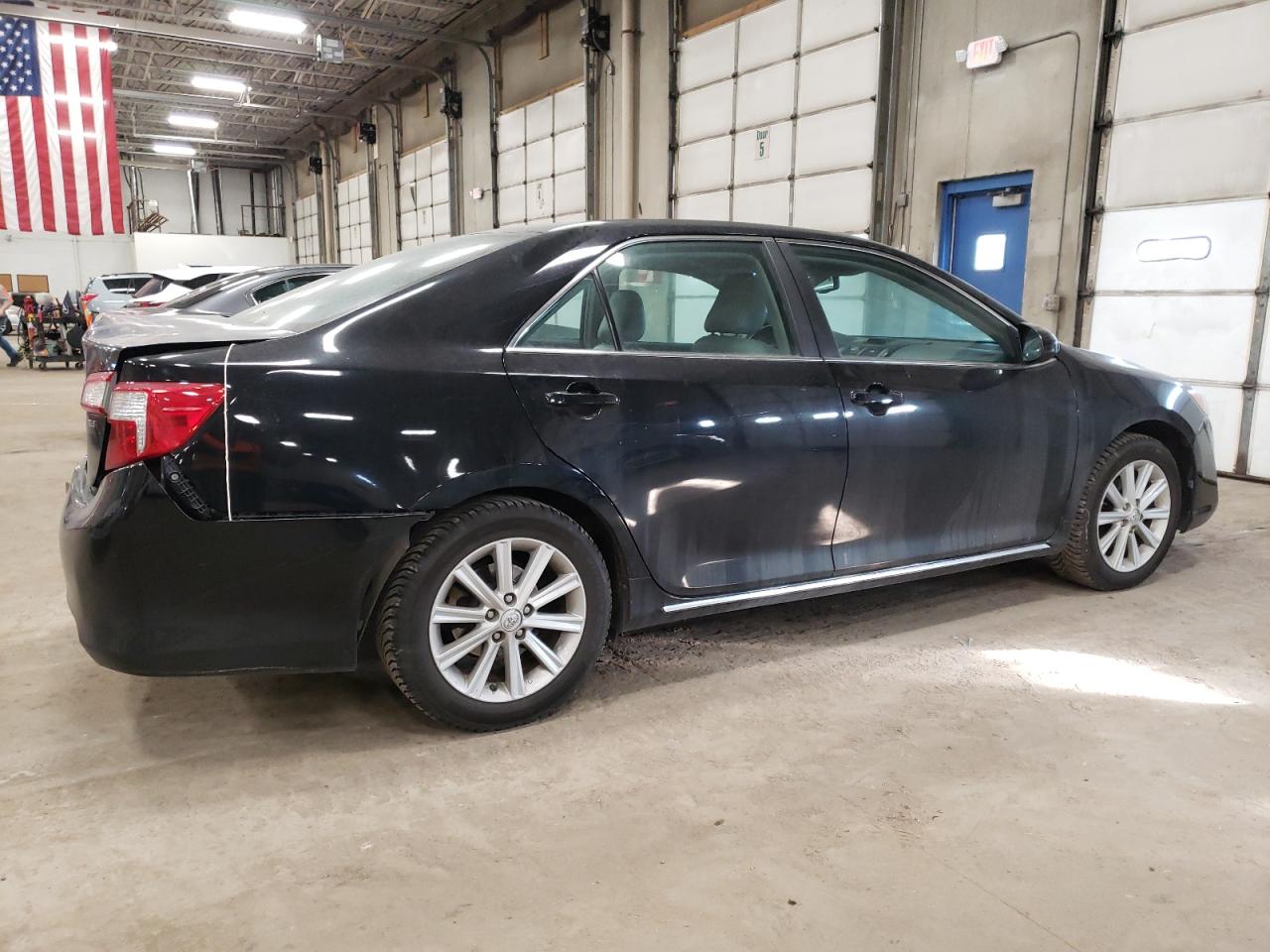 2013 Toyota Camry - Image 3