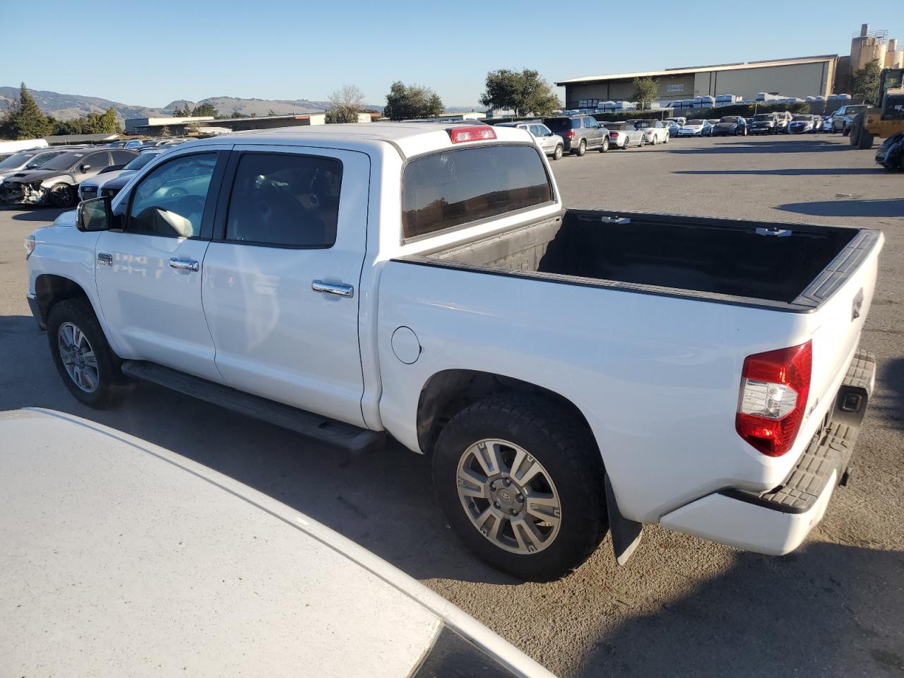 2016 Toyota Tundra - Image 2