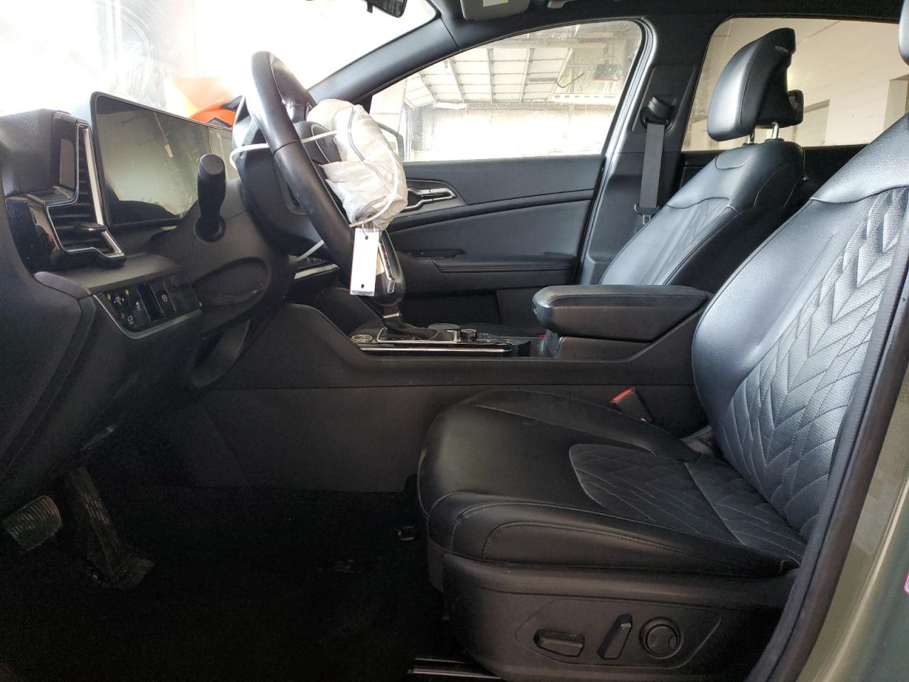 2023 Kia Sportage - Image 7