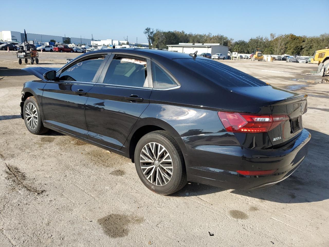 2021 Volkswagen Jetta - Image 2