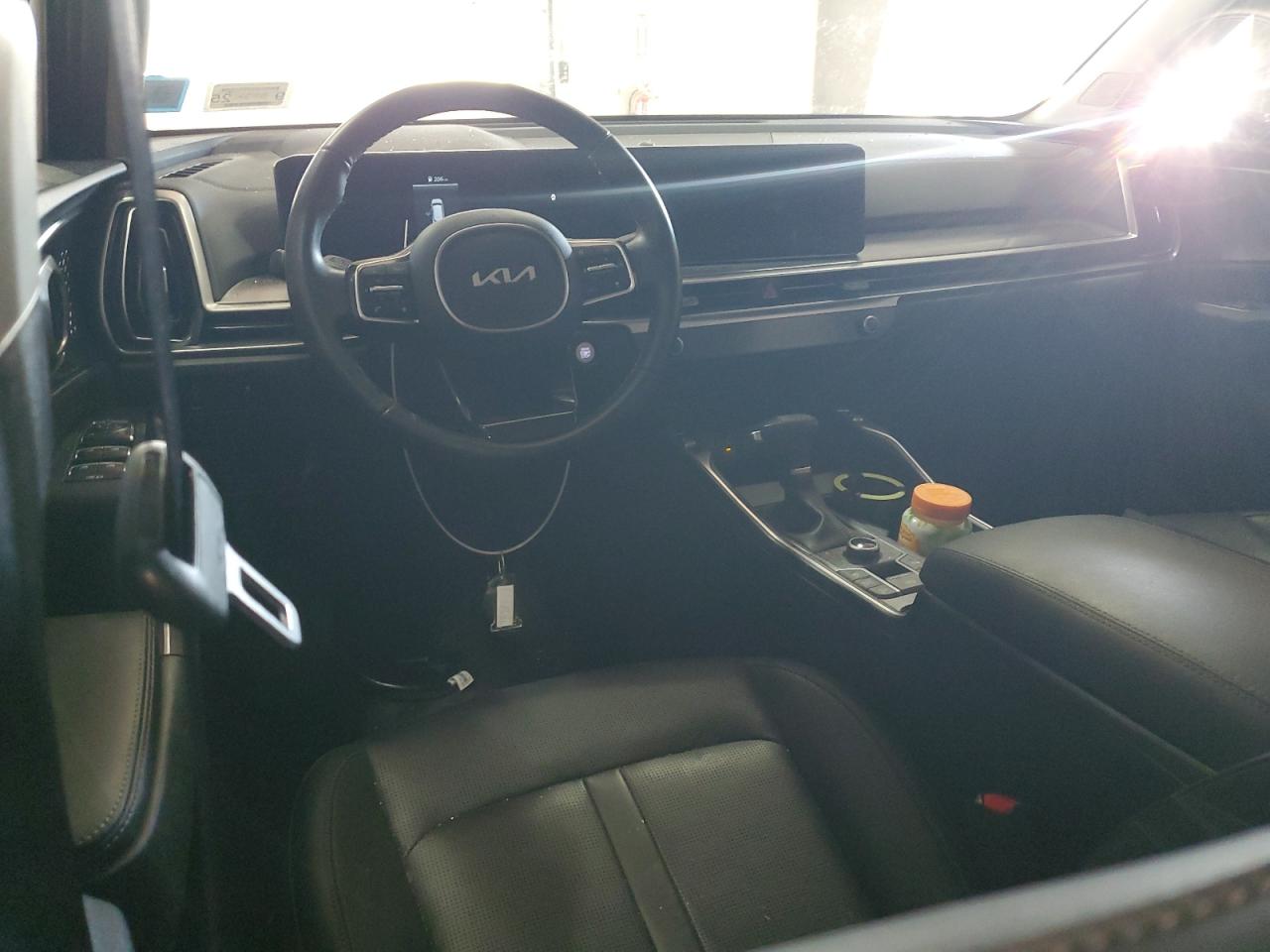 2024 Kia Sorento - Image 8