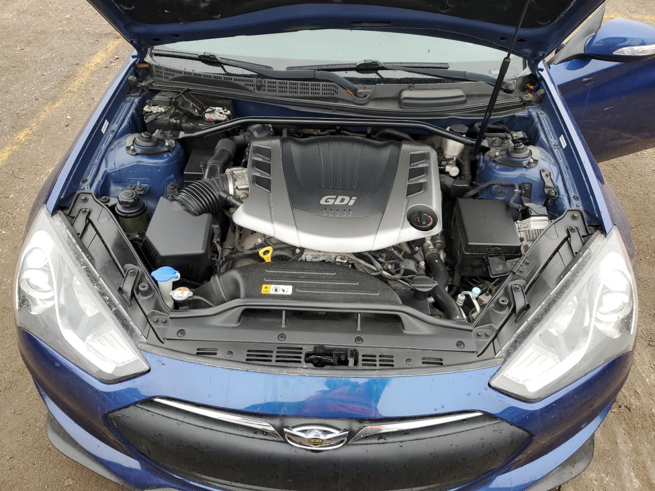 2015 Hyundai Genesis - Image 11