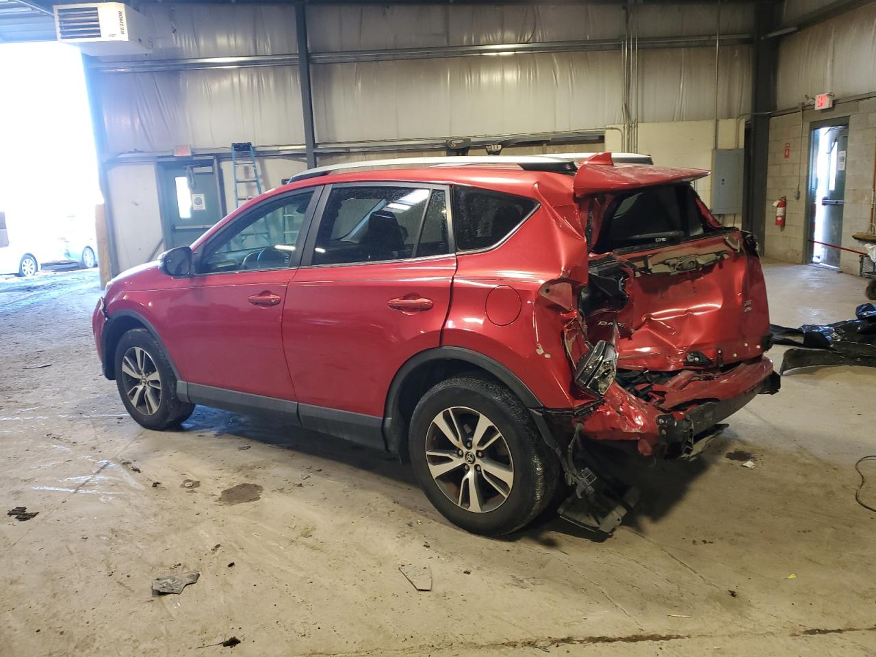 2017 Toyota RAV 4 - Image 2