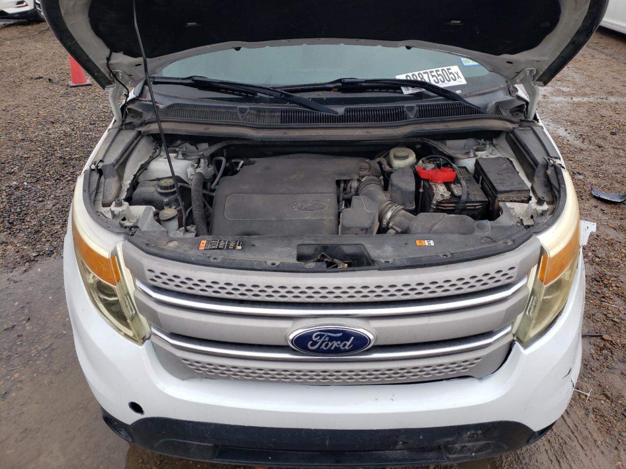 2015 Ford Explorer - Image 11