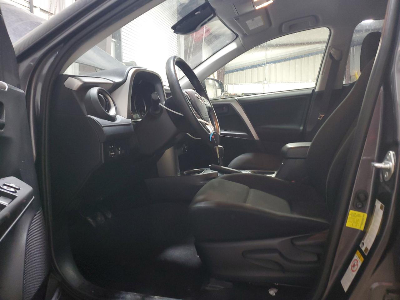2018 Toyota RAV 4 - Image 7