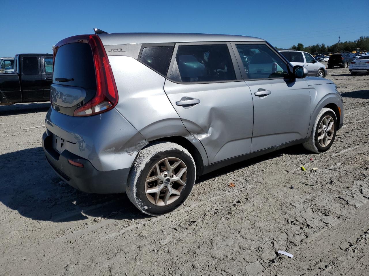 2022 Kia Soul - Image 3