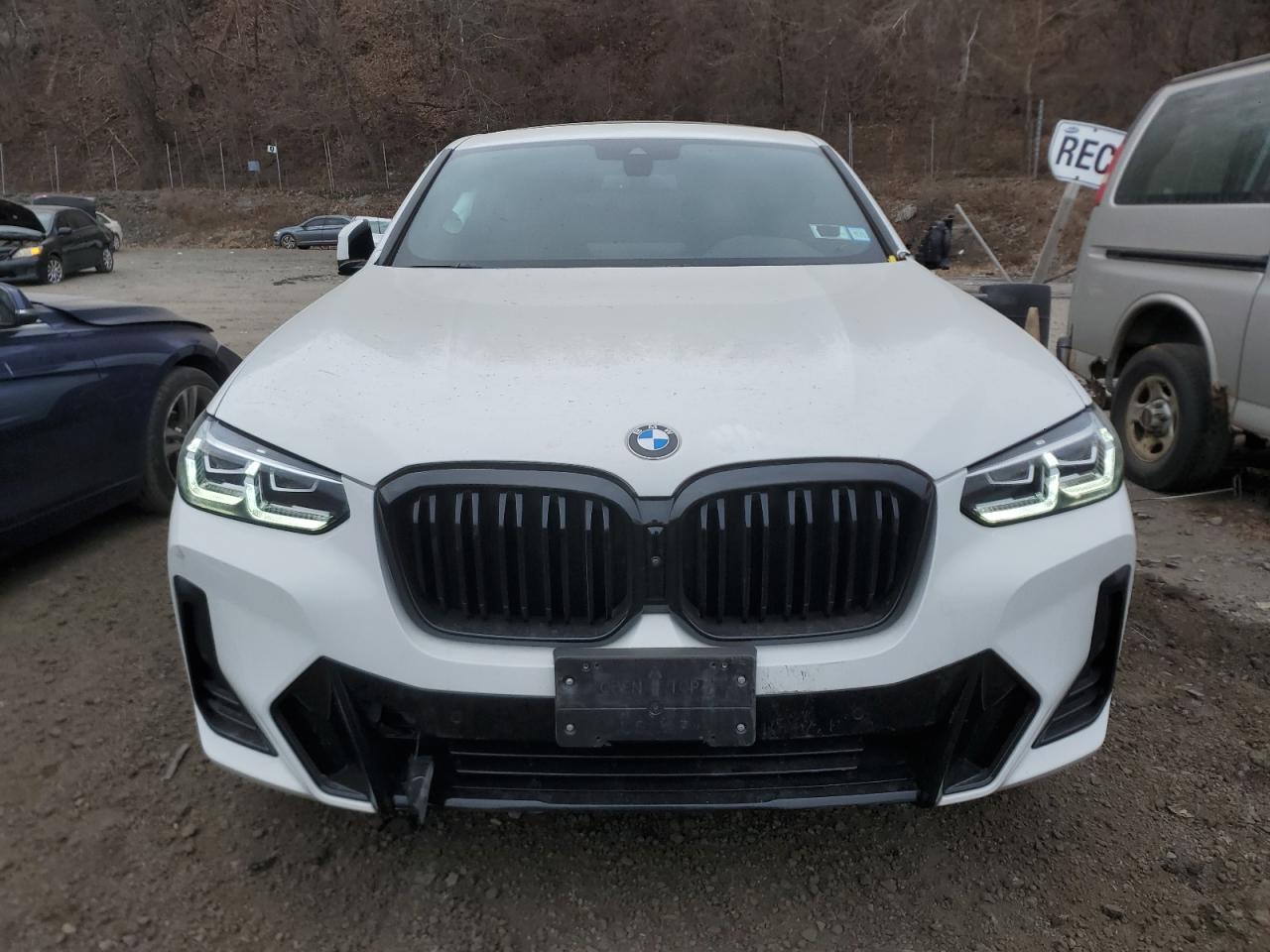 2022 BMW X4 - Image 5