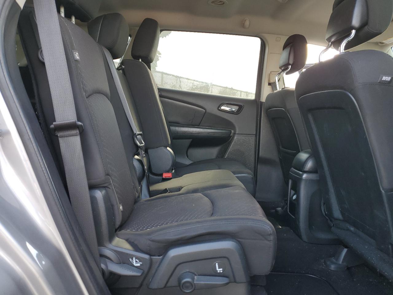 2017 Dodge Journey - Image 11