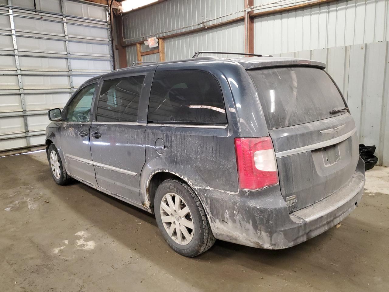 2013 Chrysler Town & Country - Image 2