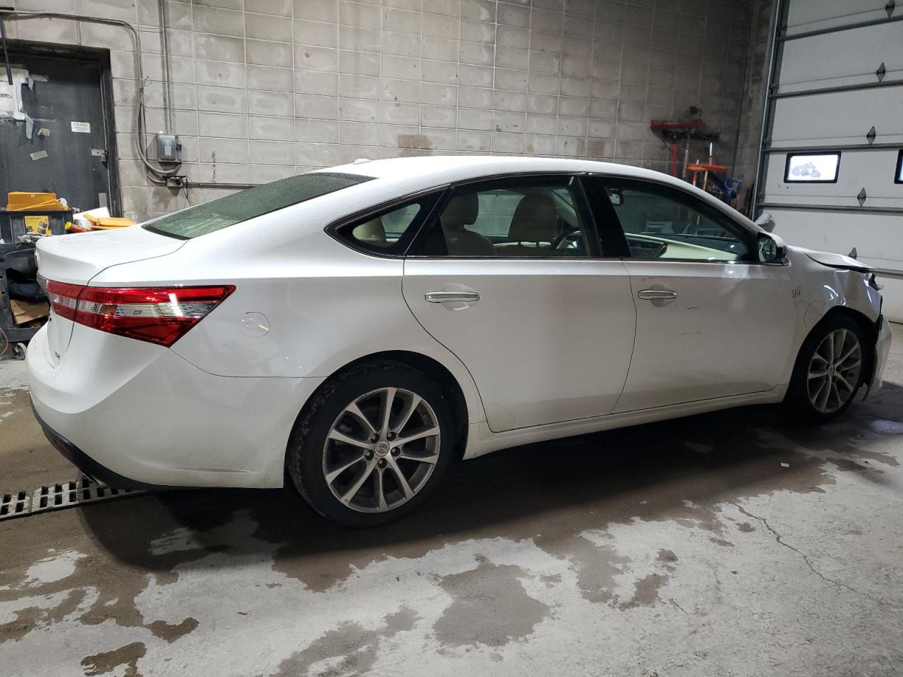 VIN 4T1BK1EB6EU103843 2014 TOYOTA AVALON no.3