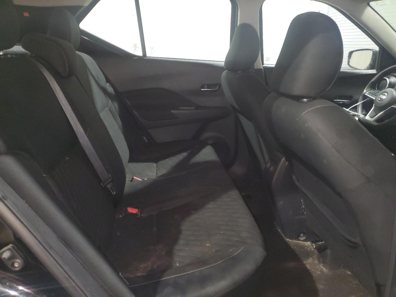 2021 Nissan Kicks - Image 10
