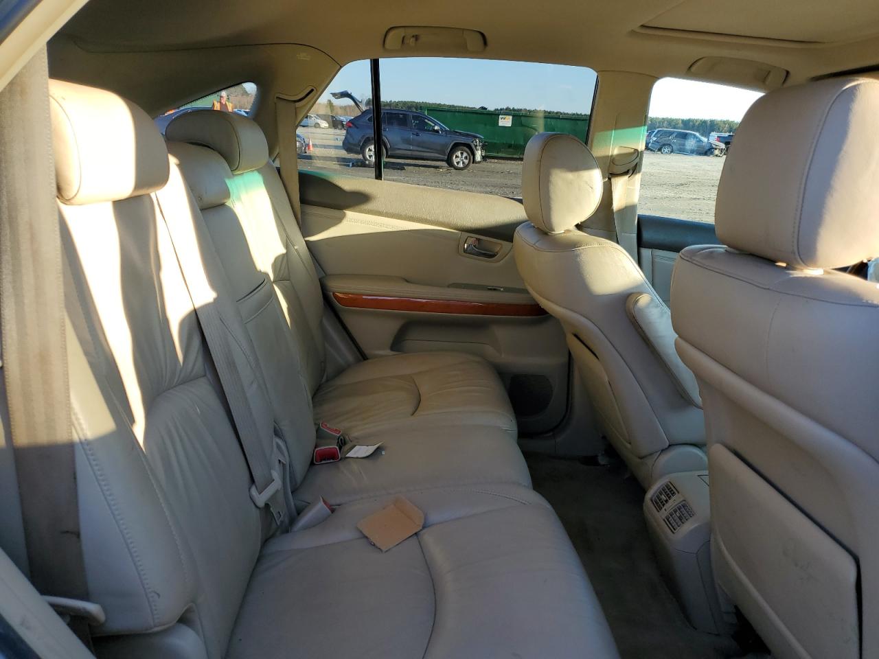 2004 Lexus RX - Image 11