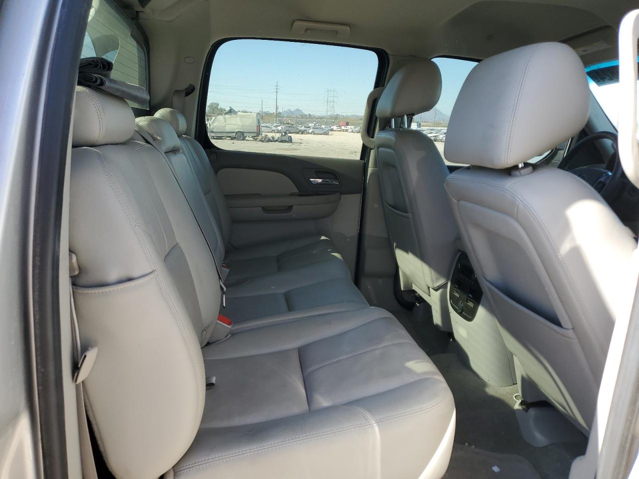 2011 Chevrolet Avalanche Lt VIN: 3GNTKFE30BG327291 Lot: 79995824