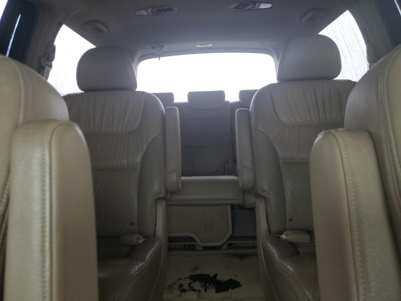 2005 Honda Odyssey - Image 10