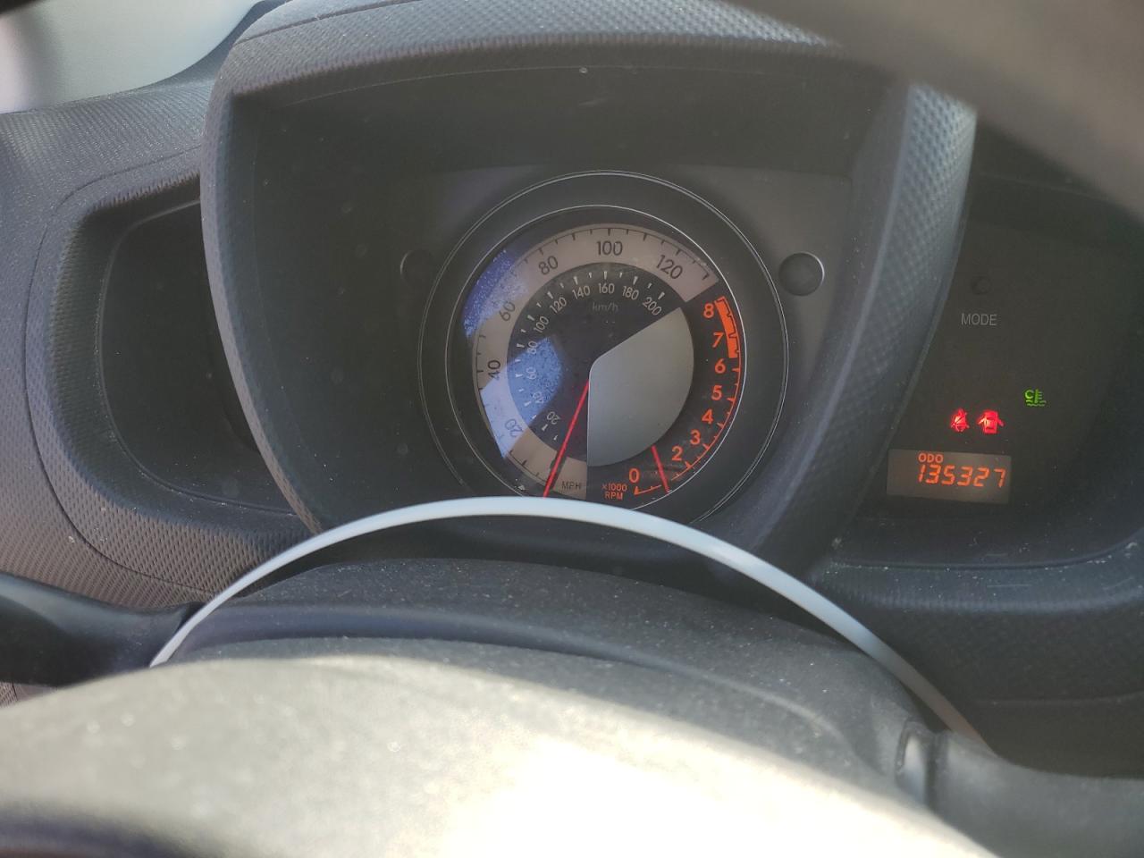 2014 Toyota xD - Image 9