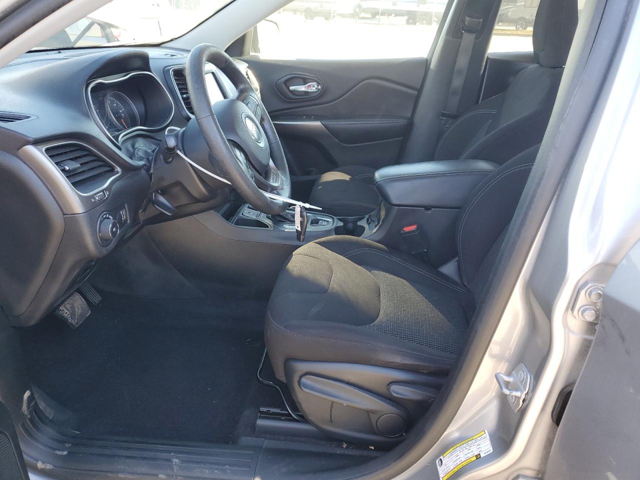 2019 Jeep Grand Cherokee - Image 7