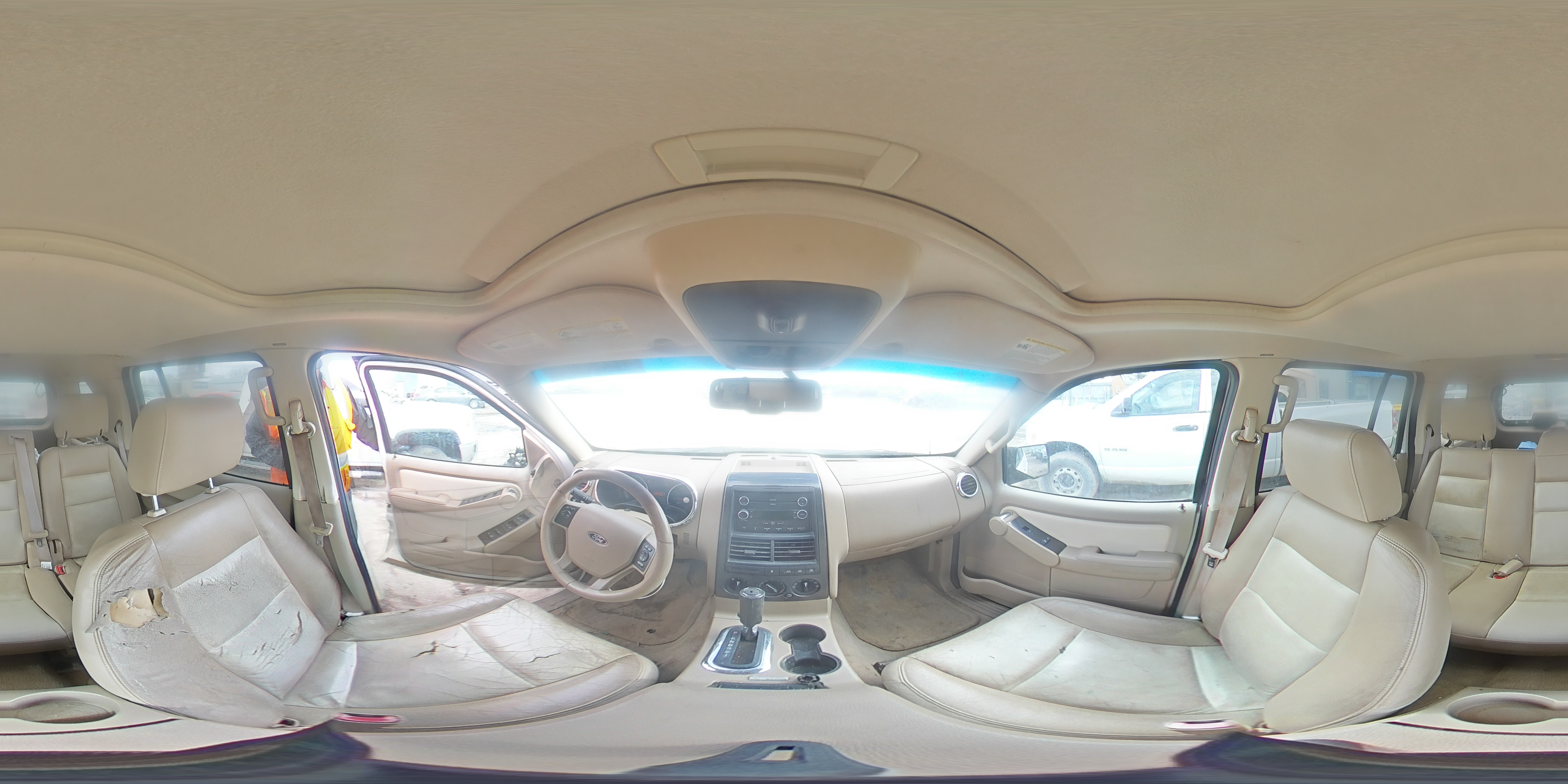 2008 Ford Explorer - Image 13