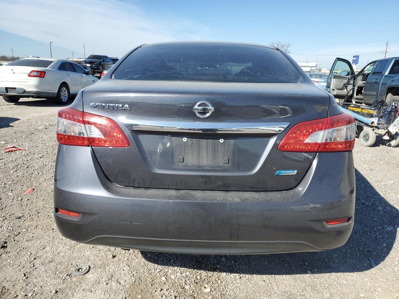 2014 Nissan Sentra - Image 6