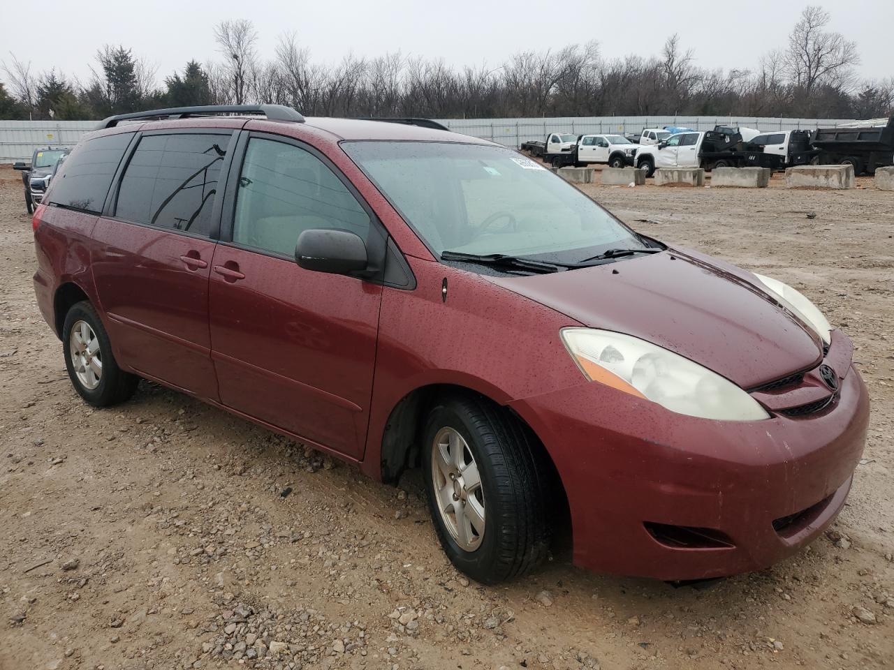 2007 Toyota Sienna - Image 4