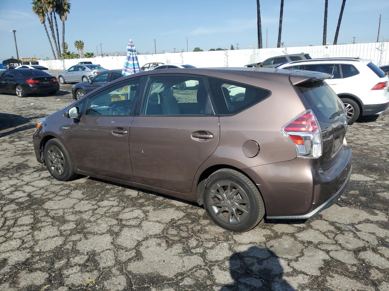 2015 Toyota Prius - Image 2