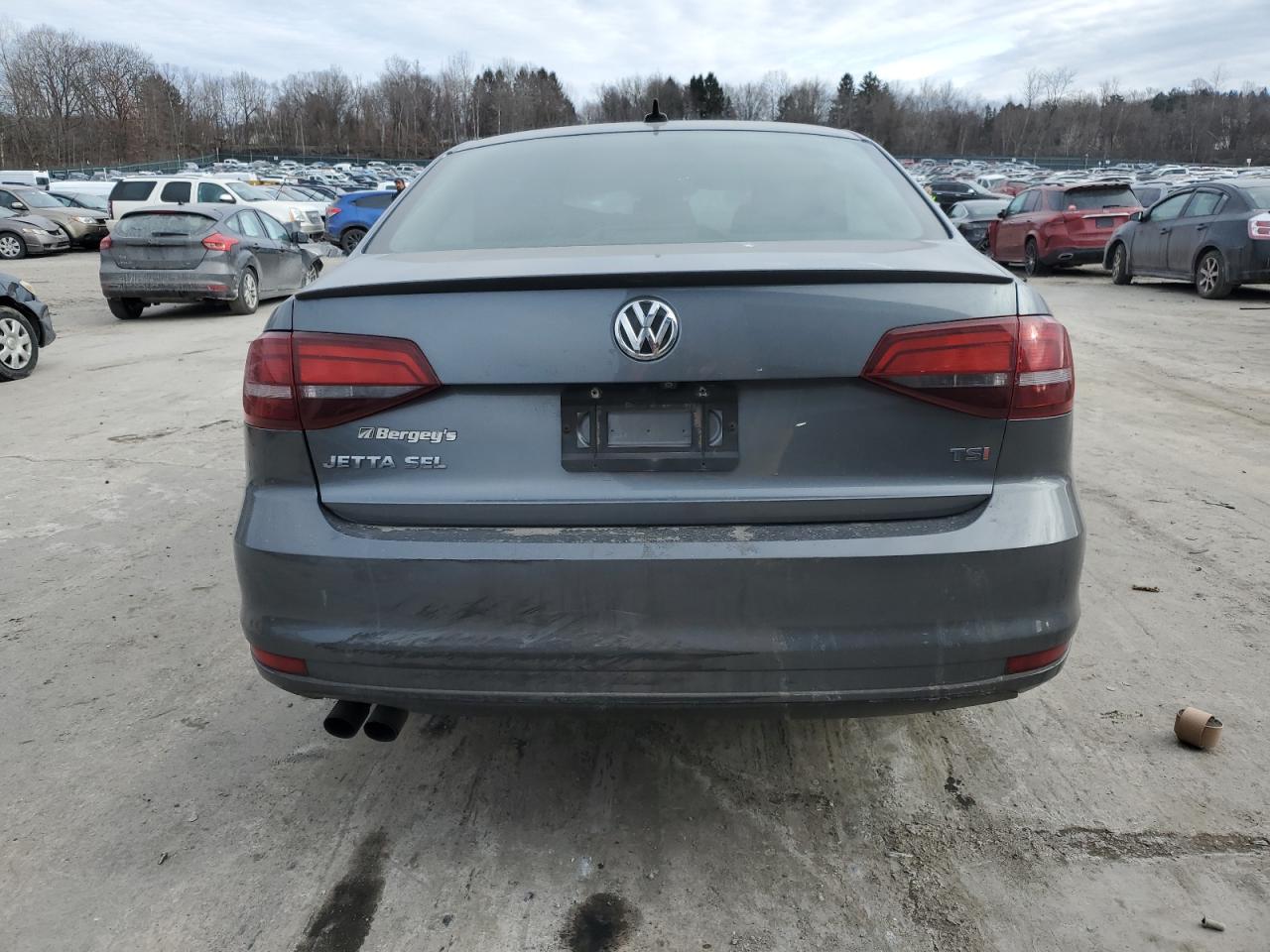 2016 Volkswagen Jetta - Image 6