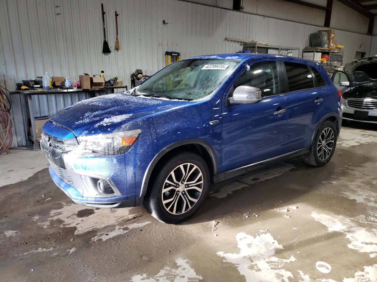 2018 Mitsubishi Outlander - Image 1