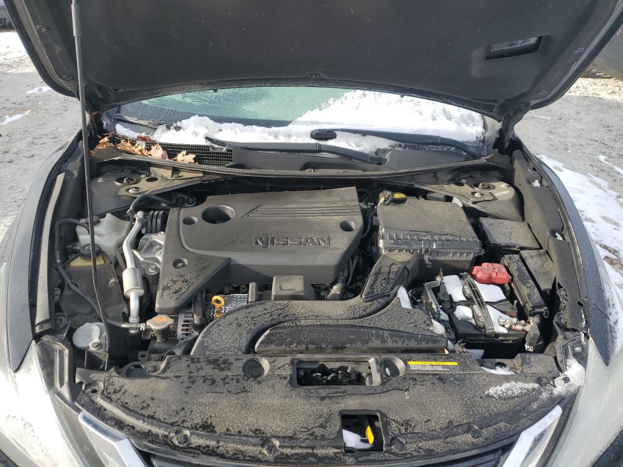 2017 Nissan Altima - Image 11