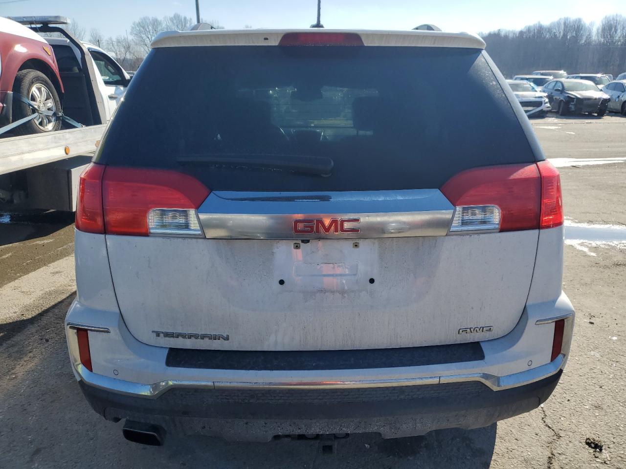 2016 GMC Terrain - Image 6