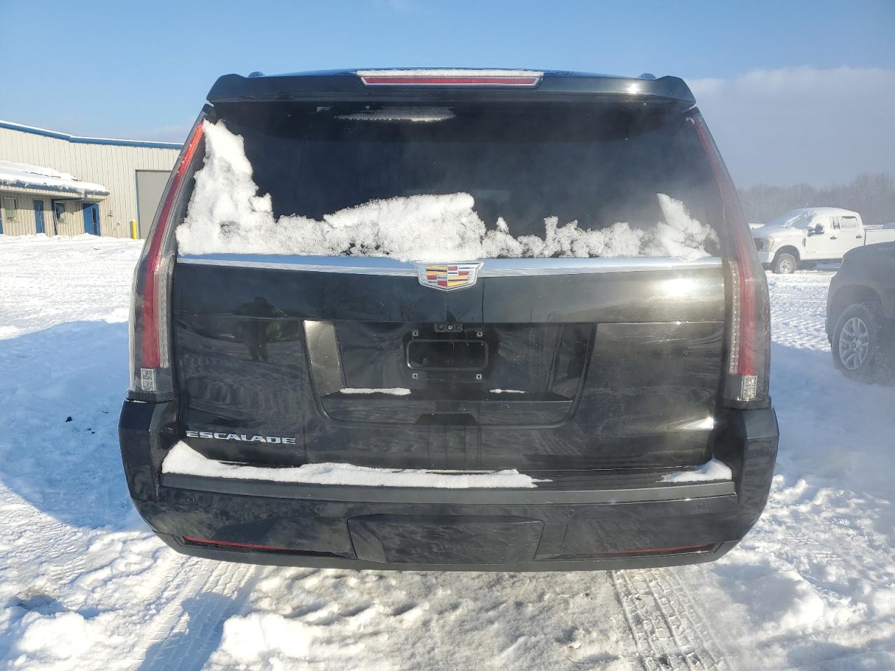 2017 Cadillac Escalade Luxury VIN: 1GYS4BKJ2HR153933 Lot: 42621915