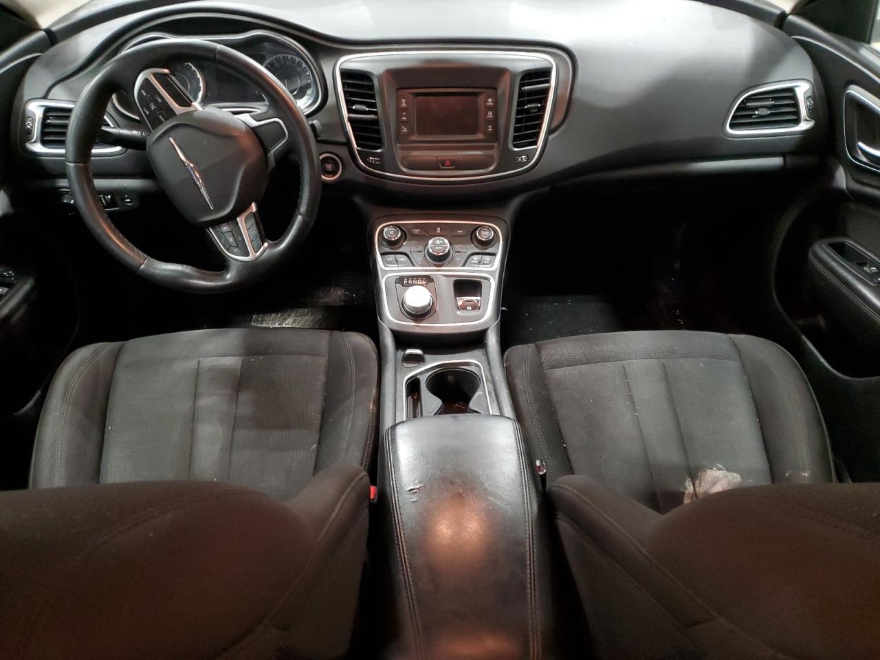 2015 Chrysler 200 - Image 8
