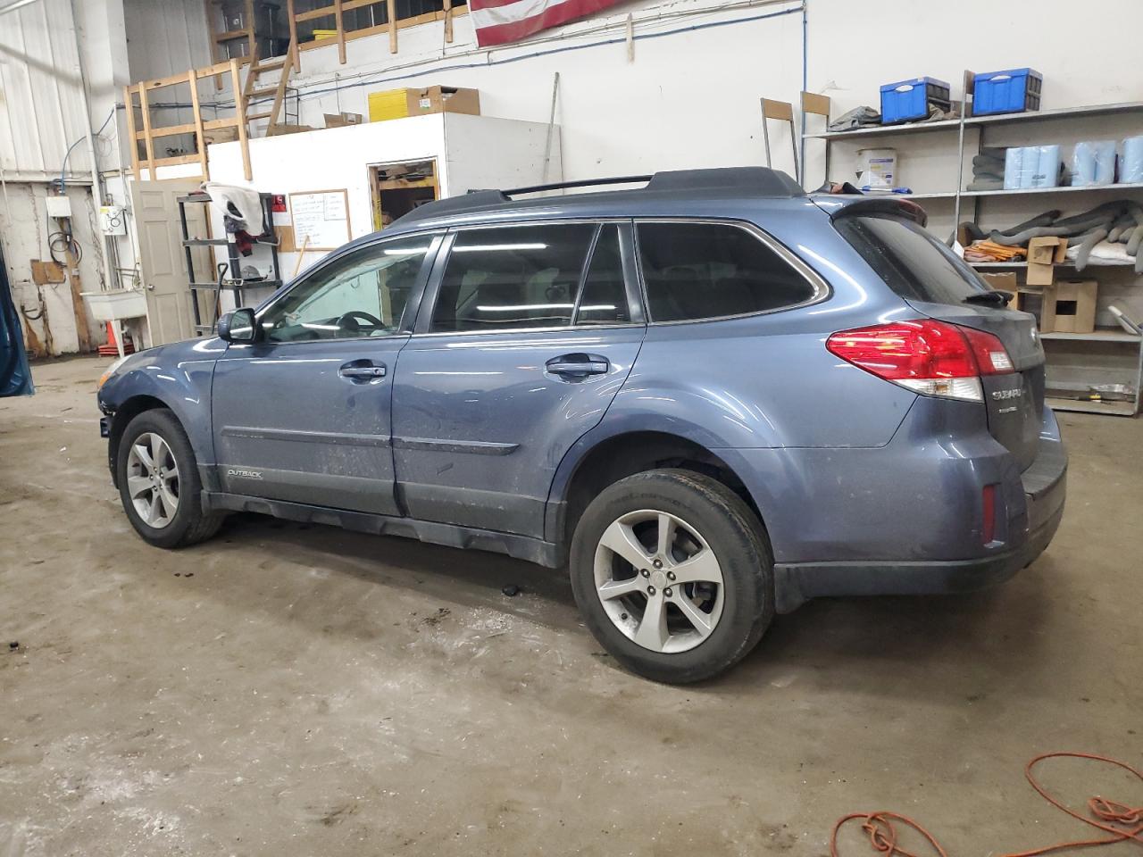 2014 Subaru Outback - Image 2