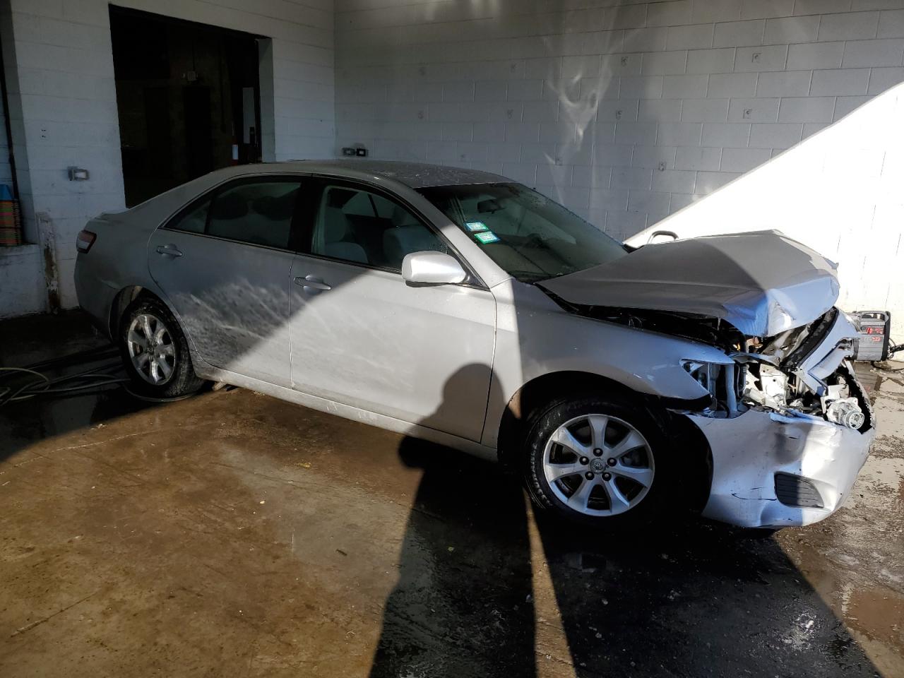 2011 Toyota Camry - Image 4