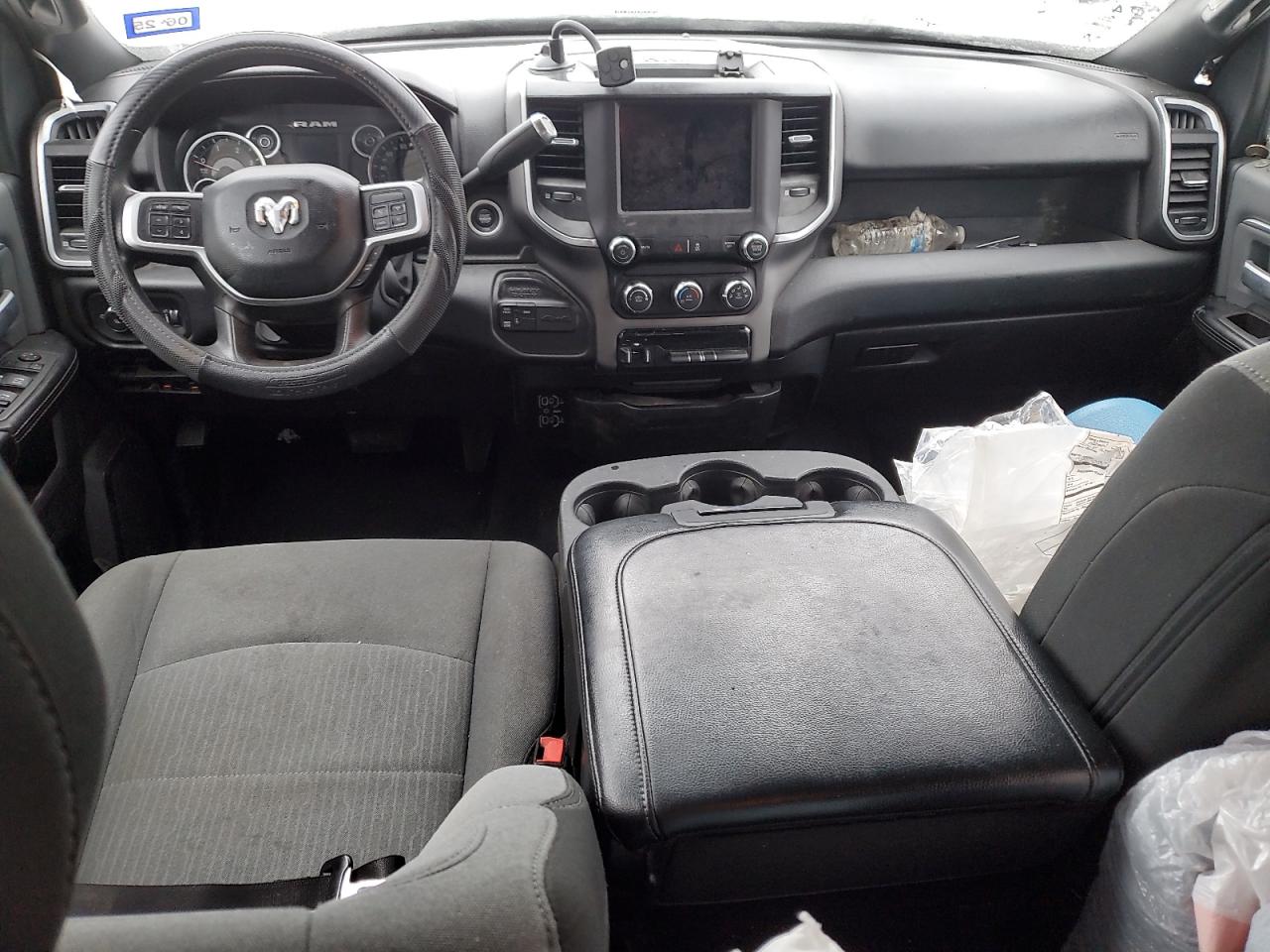 2022 RAM 2500 - Image 8