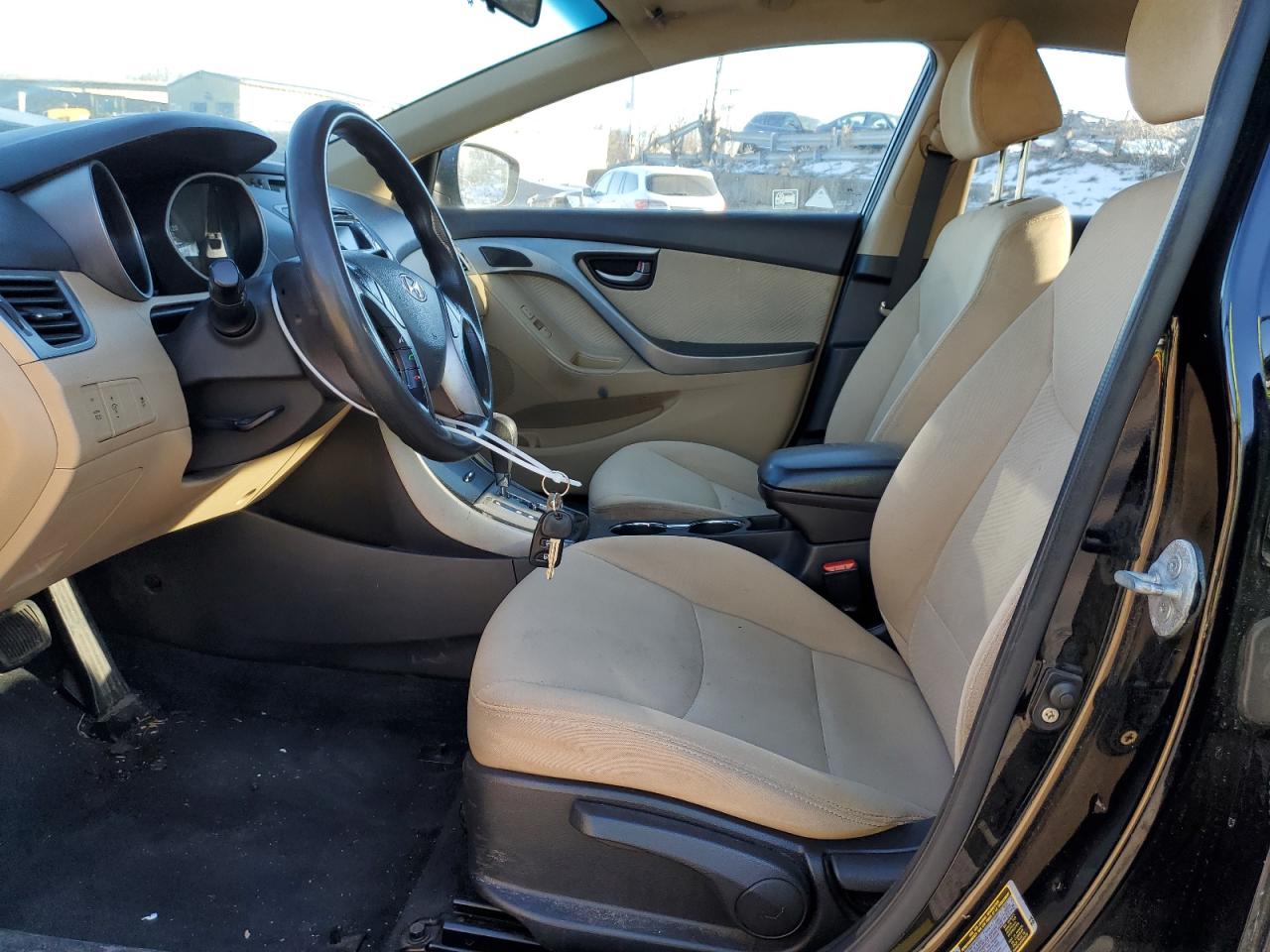 2013 Hyundai Elantra - Image 7