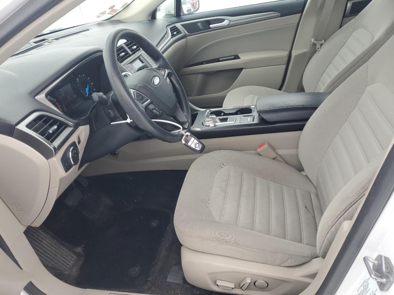 2017 Ford Fusion - Image 7