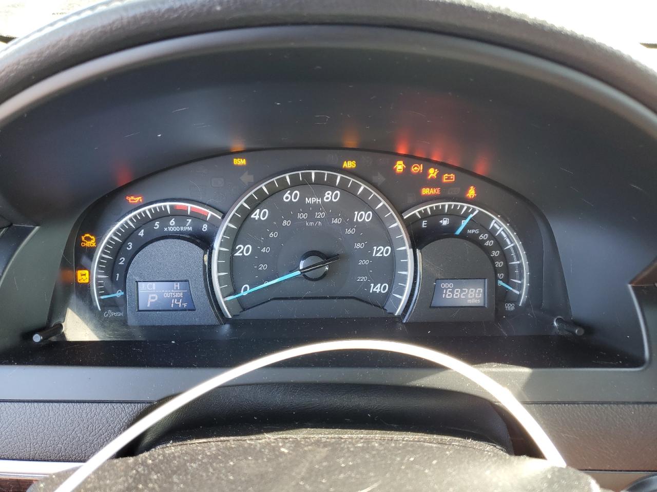 2014 Toyota Camry - Image 9