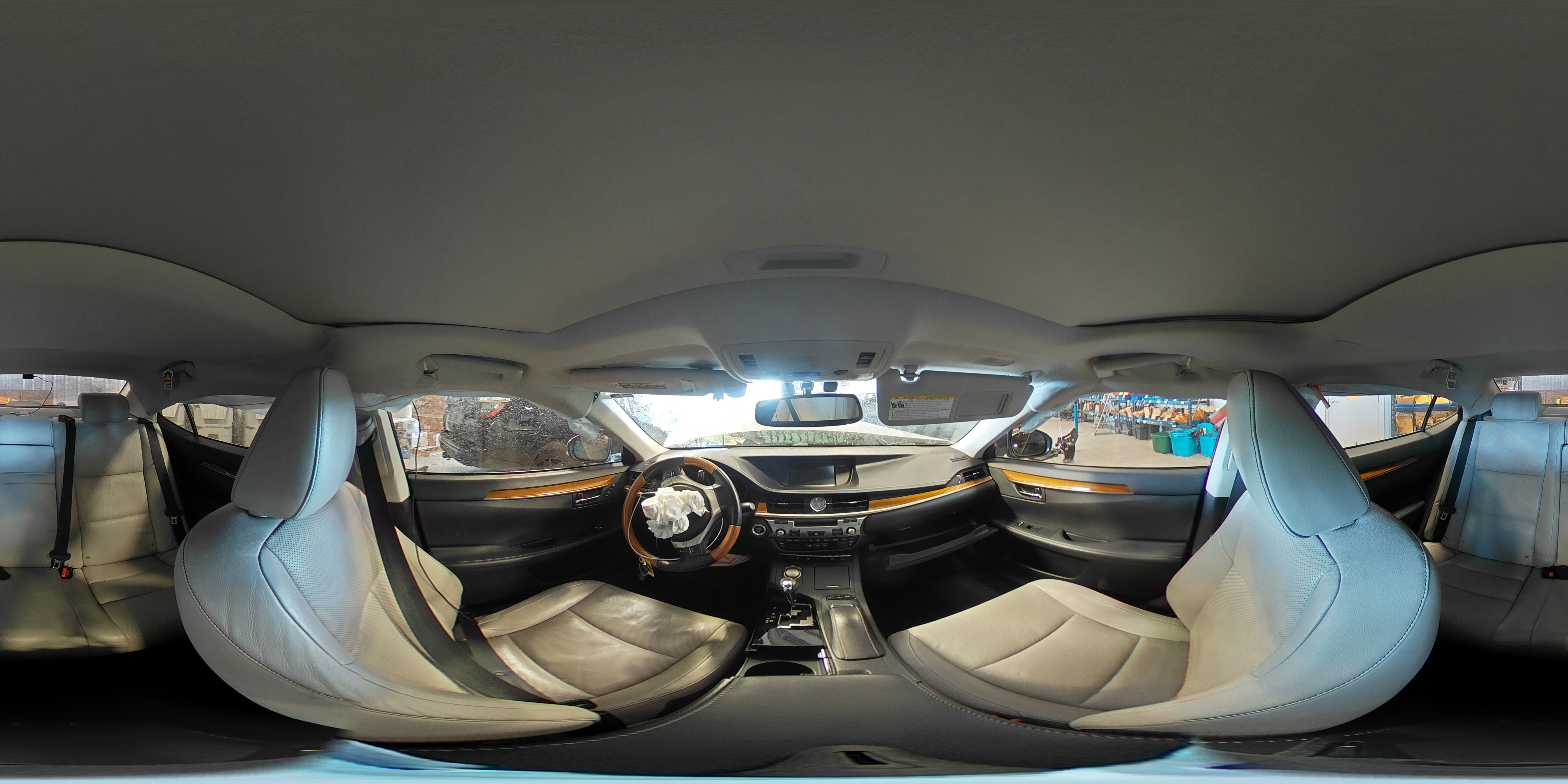 2014 Lexus ES - Image 13