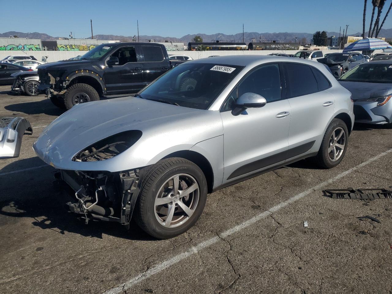 2018 Porsche Macan - Image 1