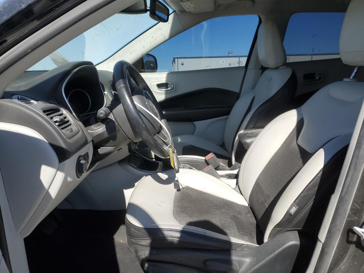 2019 Jeep Compass - Image 7