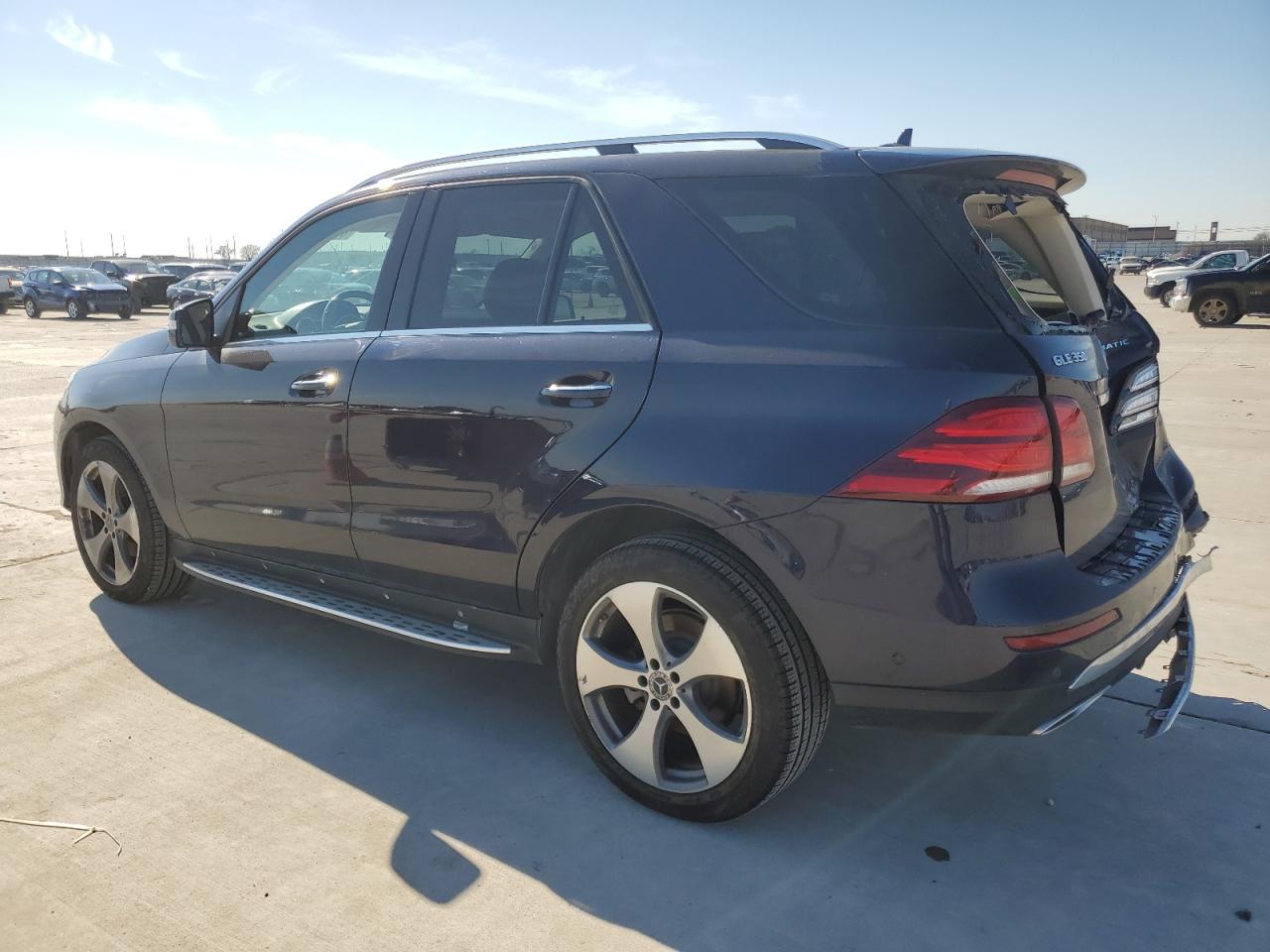 2017 Mercedes-Benz GLE - Image 2