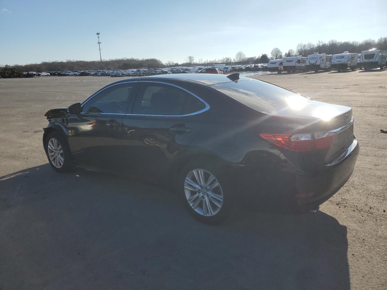 JTHBK1GG0F2203087 2015 LEXUS ES - Image 2