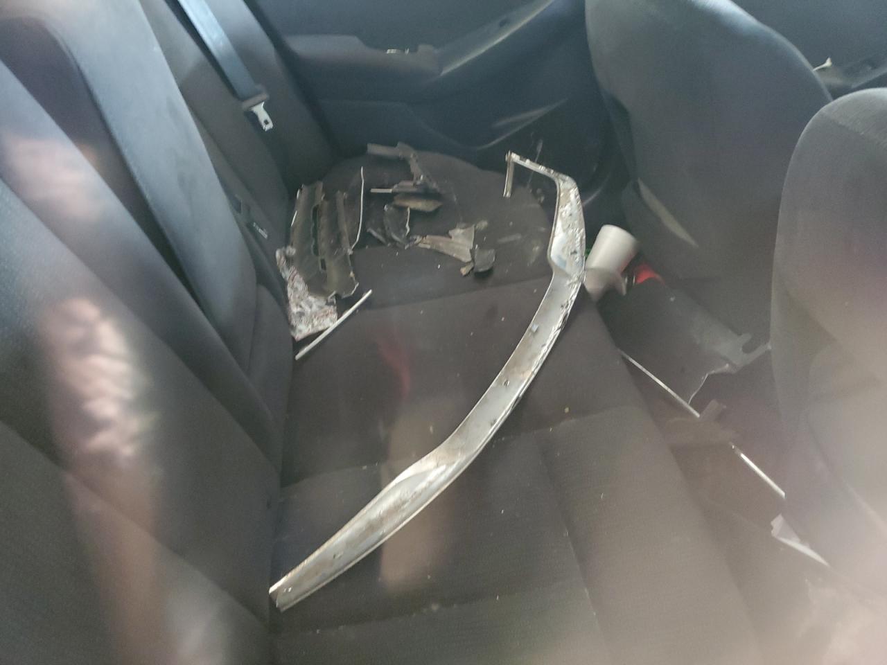 2011 Nissan Altima - Image 10